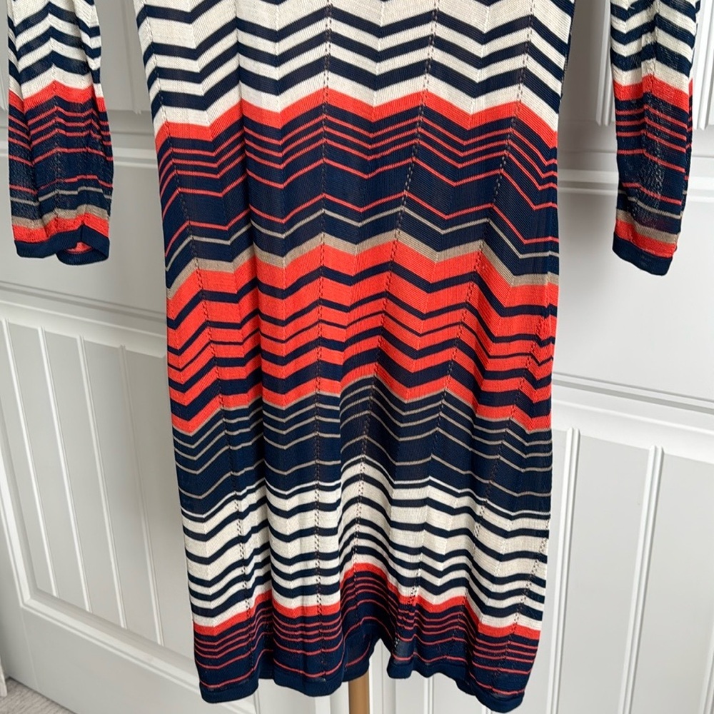 Trina Turk Harbor Dress Crochet Knit Faux Wrap Zig Zag Chevron Size Medium - Picture 3 of 7